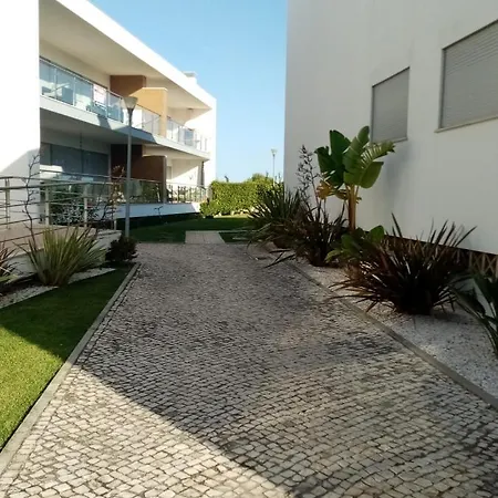 Pata Village Apartment *